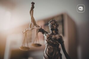 Estátua da Justiça cega com balança, simbolizando a venda de RPV antes de ser expedida
